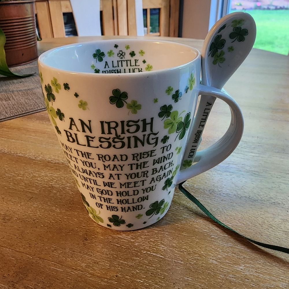 A LITTLE IRISH LUCK  mug + spoon IRISH BLESSING shamrock🍀 NEW 🍀